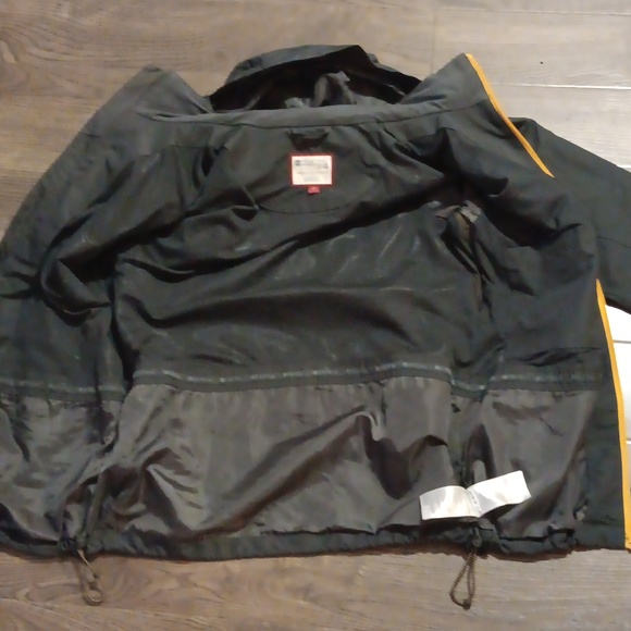 Rain Jacket from Mountain Warehouse sz S - Picture 7 of 16